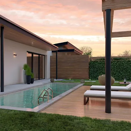 Villa Luma With Private Pool *