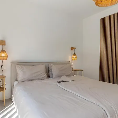 Luma With Private Pool 빌라 *