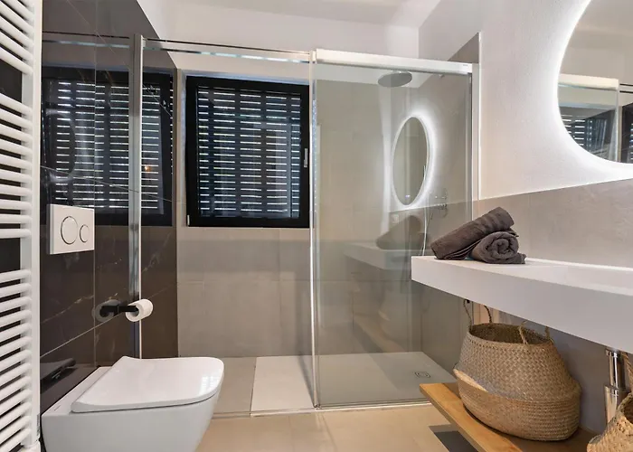 Luma With Private Pool * Lazise