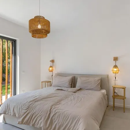 Luma With Private Pool ヴィラ ラツィーゼ