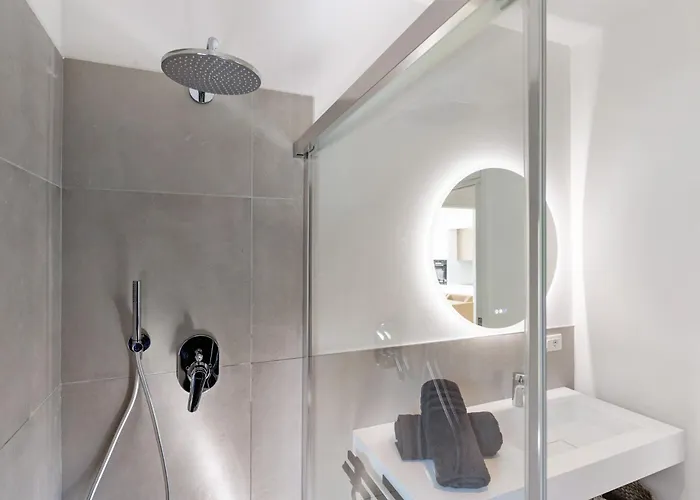 Luma With Private Pool