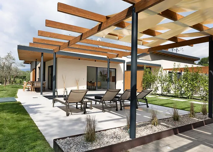 ヴィラ Luma With Private Pool ラツィーゼ